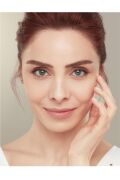 L'Oreal Paris Yaş Uzmanı 40+ Kırışıklık Karşıtı Aydınlatıcı Göz Kremi